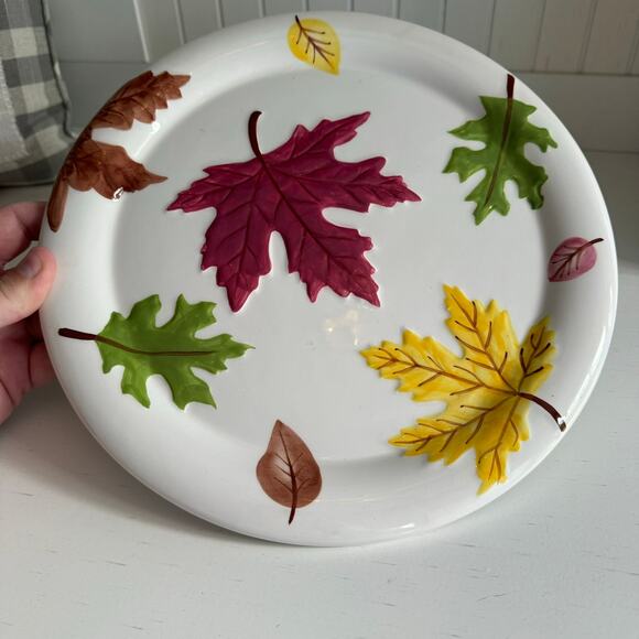 Unbranded Autumn Leaf Plate Decorative Dinner Plate Size - Picture 2 of 4